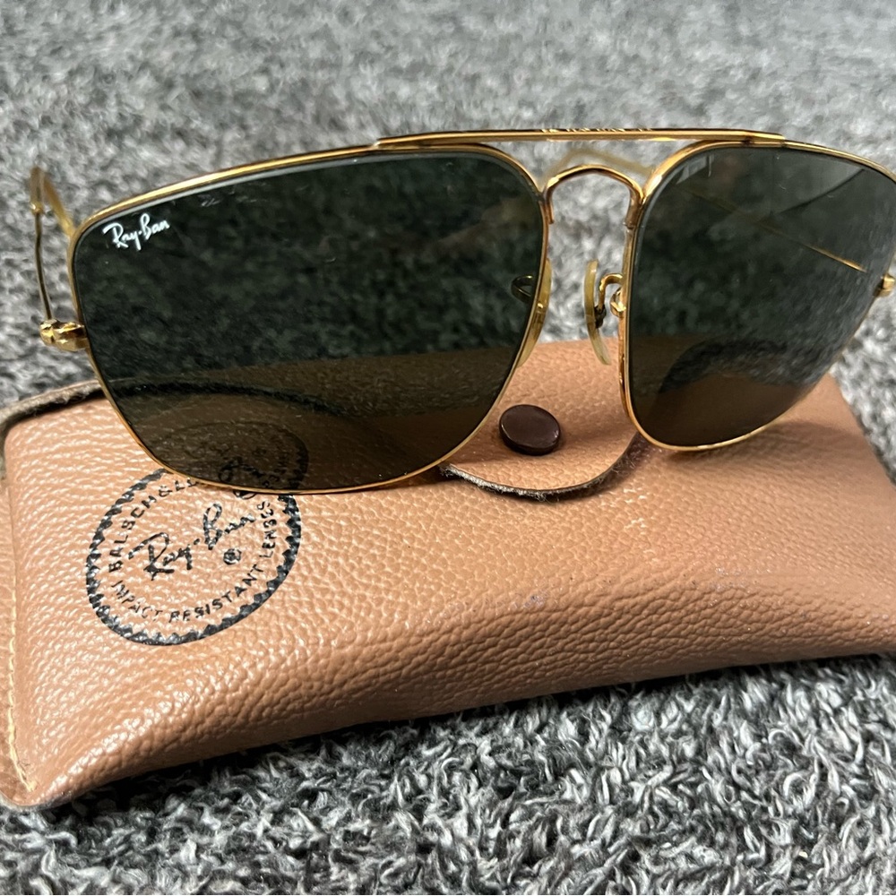 Ray-Ban Gold Frame Sunglasses with Black Lenses - Picture 3 of 5